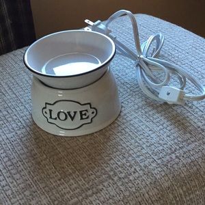 Scentsy warmer